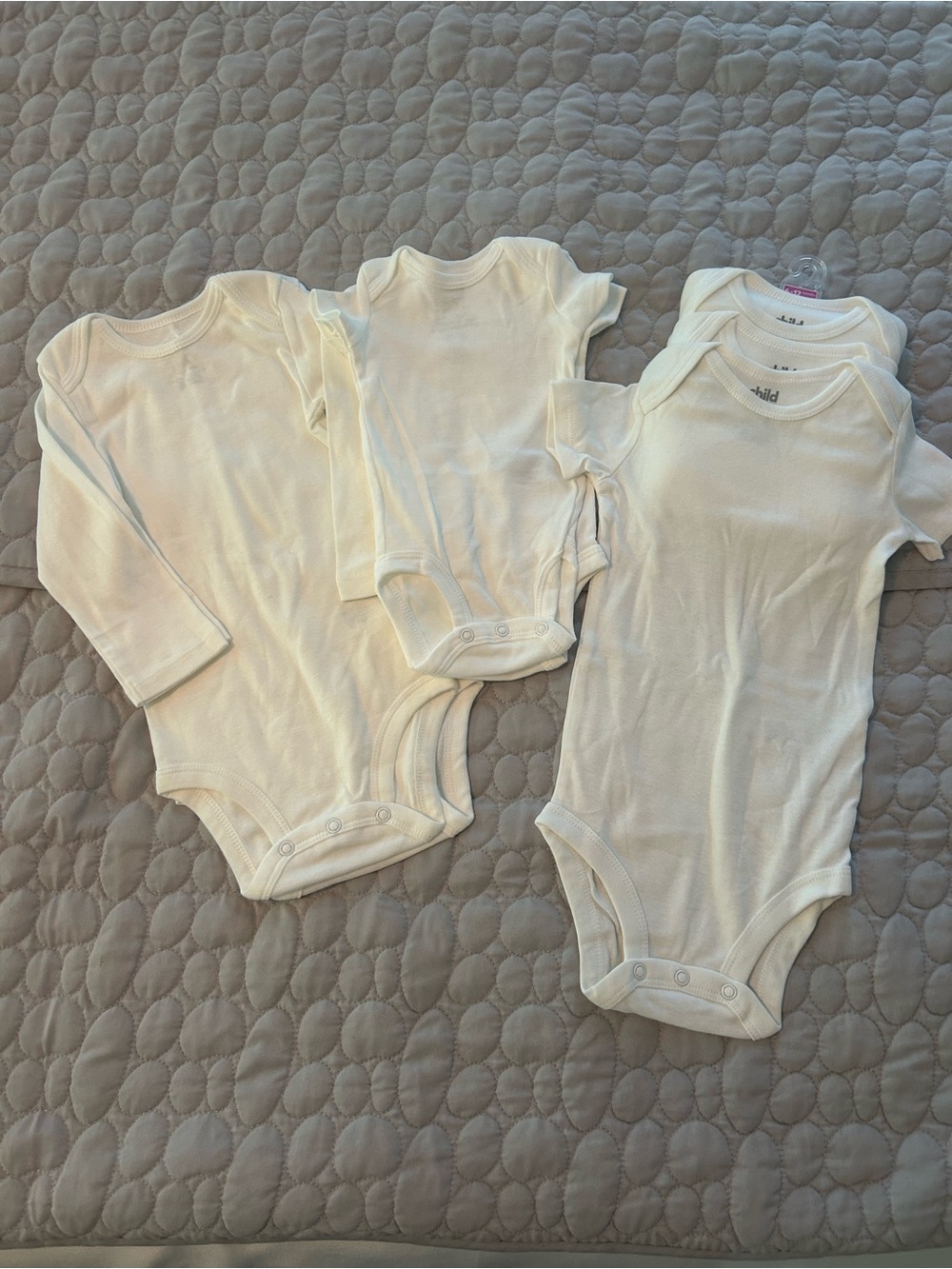 Child of mine, bundle of 8 one piece white body suits sizes newborn to 12 months